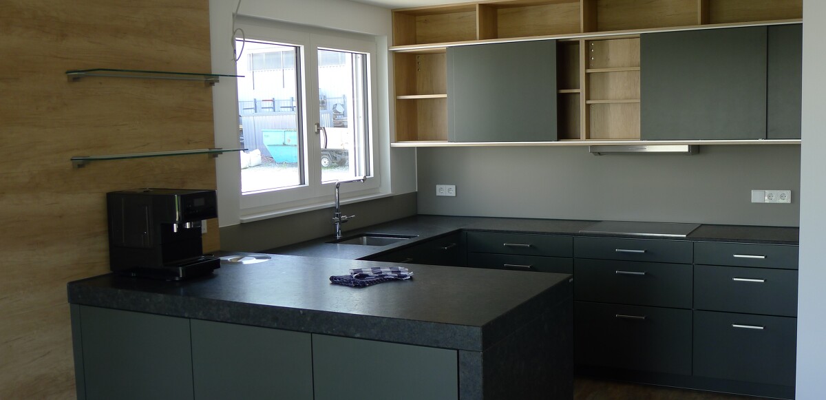 Fam. H. aus Kuchen Ballerina XL in Sonderfarbton Fam. H. aus Kuchen Ballerina XL in Sonderfarbton